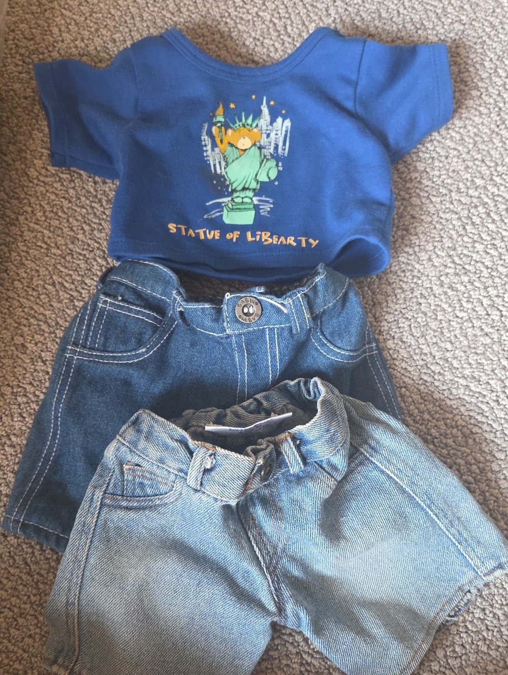 Build-A-Bear Blue Statue of Libear-ty Graphic Tee And 2 Jeans
